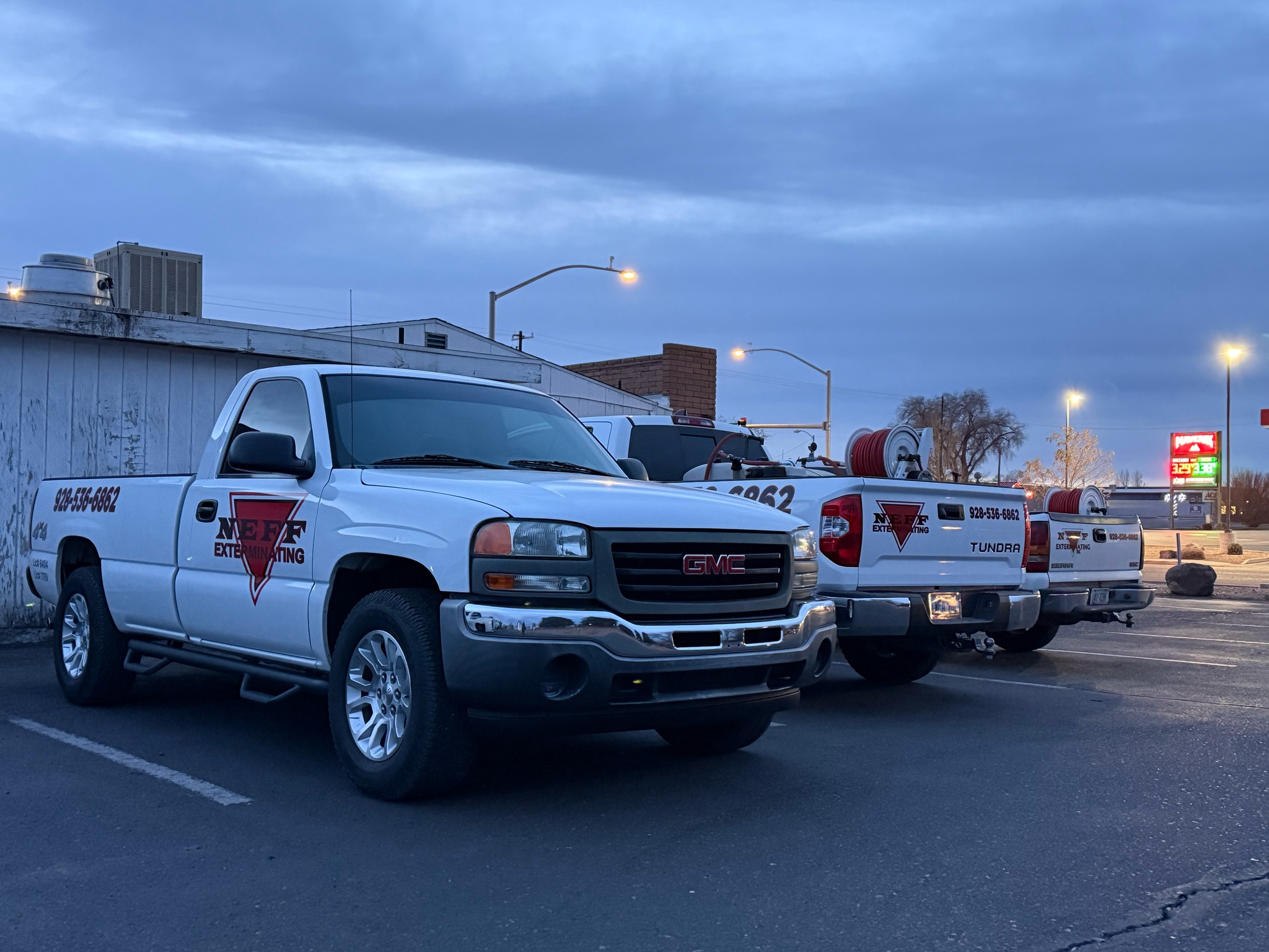 Why Restaurants and Businesses in the White Mountains Need Pest Control in 2025